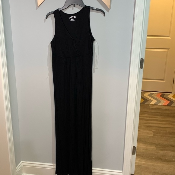 Apt 9 black maxi dress size medium - Picture 1 of 5